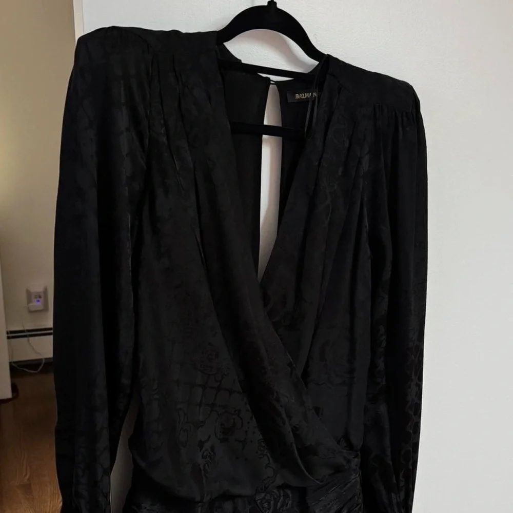 Balmain x H&M Jacquard Weave Silk Black Backless Dress - Picture 4 of 6